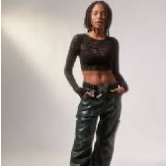 NWT Urban Outfitters Danica Lace Sheer Long Sleeve Top in Black - Picture 4 of 7